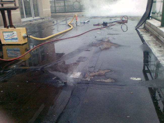 Injection-de-gaz-traceurs-et-fumigenes-pour-la-recherche-de-fuites