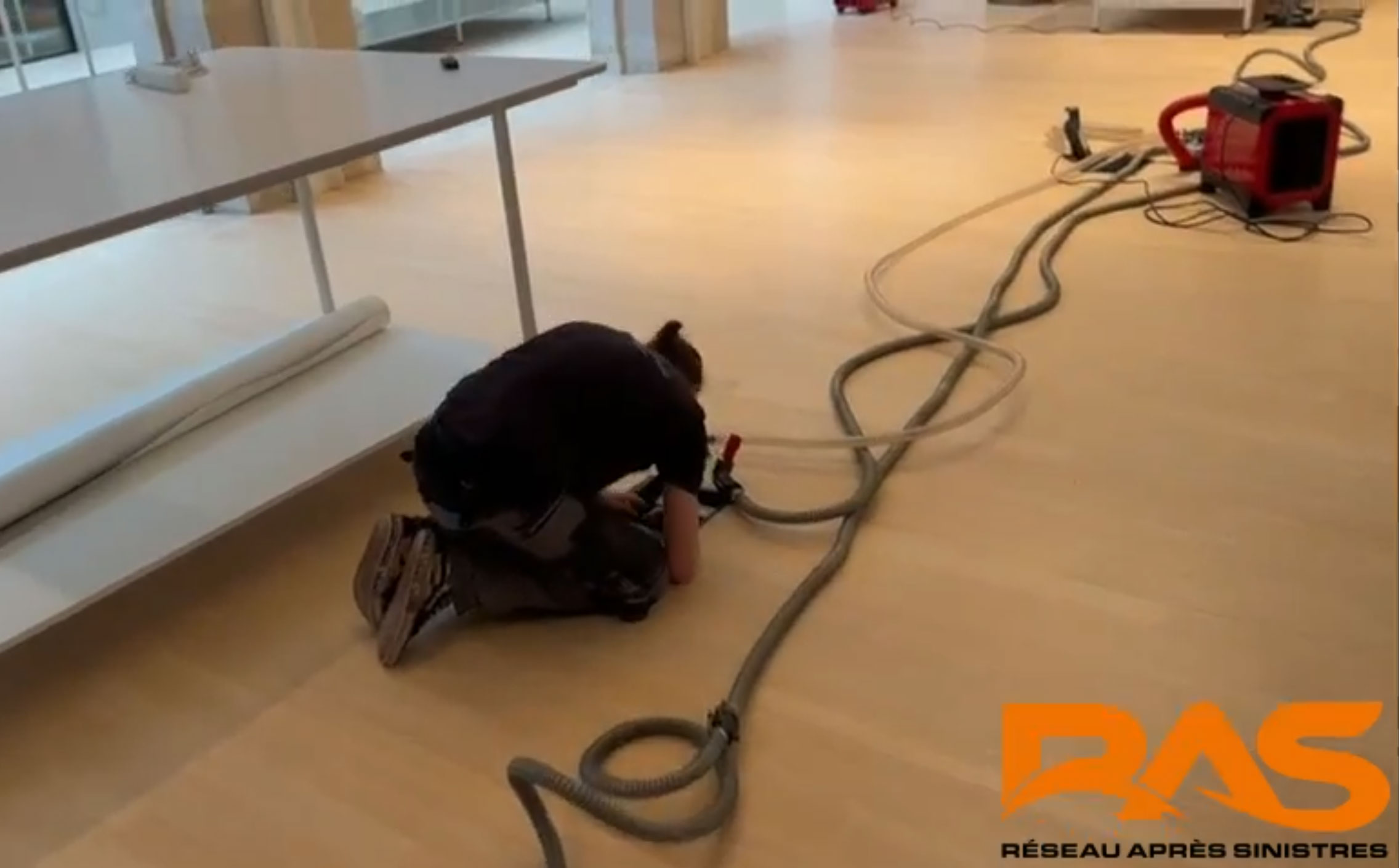 assechement-parquet-RAS assechement-parquet-RAS